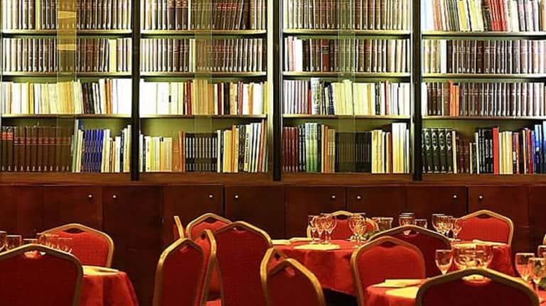 Les Arcenaulx photo 2