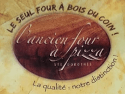 Ancien Four A Pizza