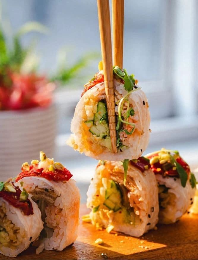 Hum - Sushi Ramen Dumpling